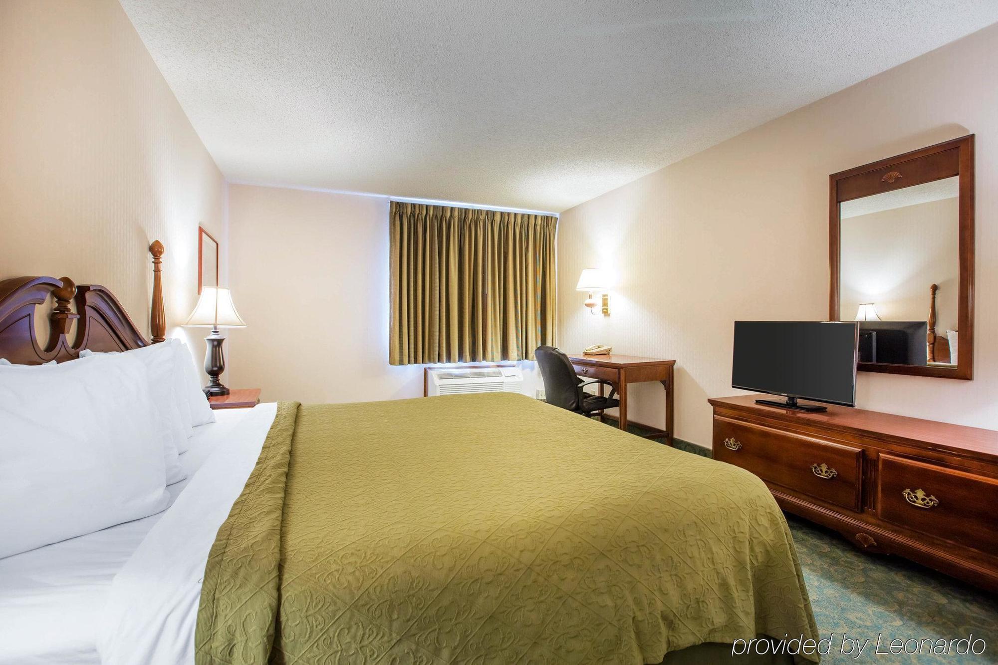Ramada By Wyndham Arcata Hotel Eksteriør billede