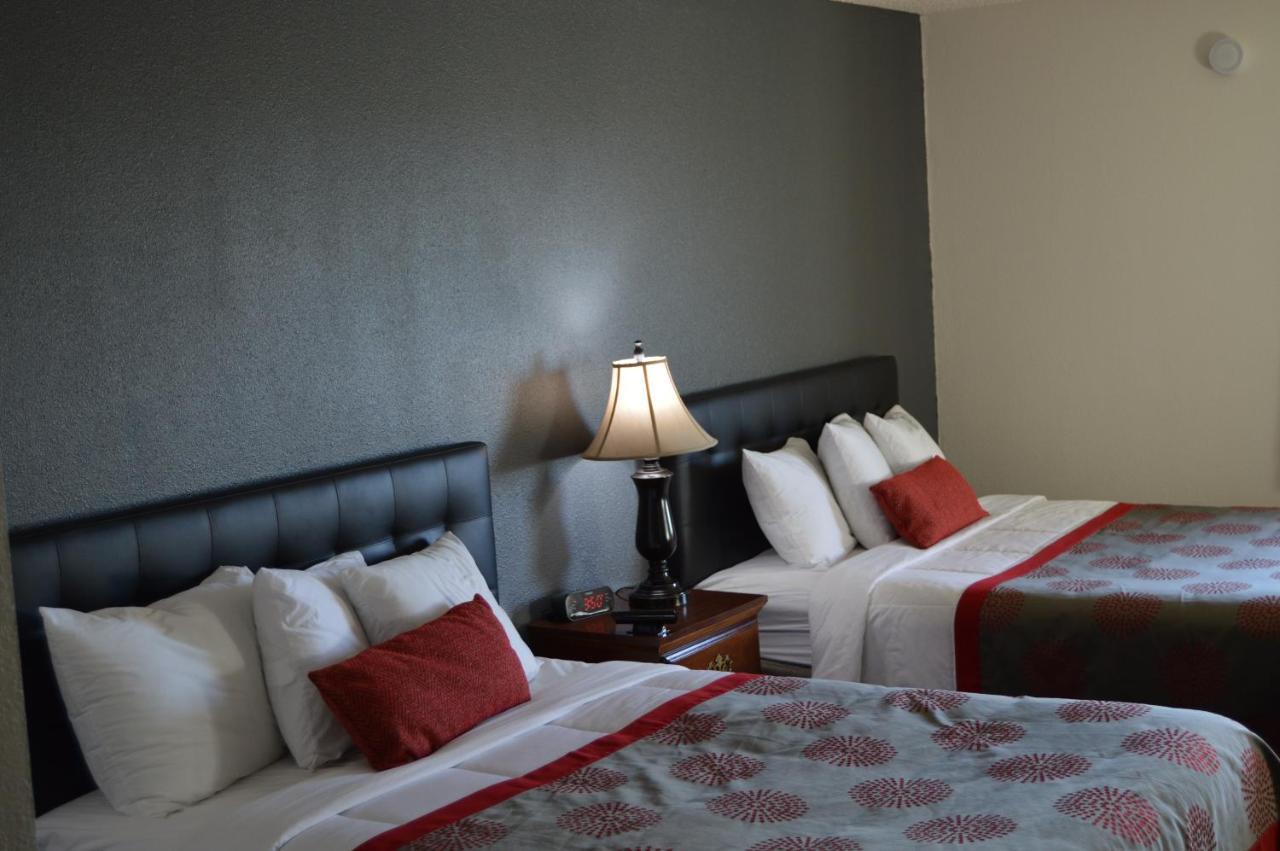 Ramada By Wyndham Arcata Hotel Eksteriør billede
